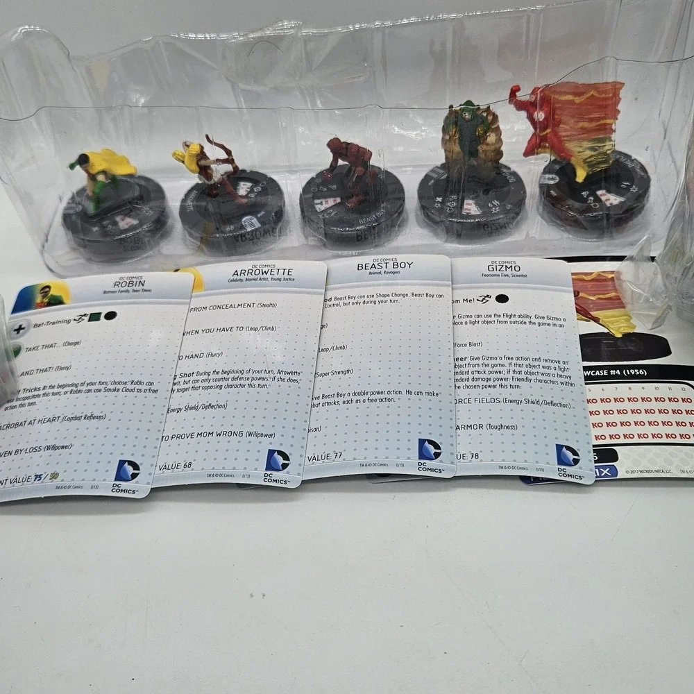 Large Lot of DC HeroClix Miniatures & Character Cards - Flashpoint Set -...